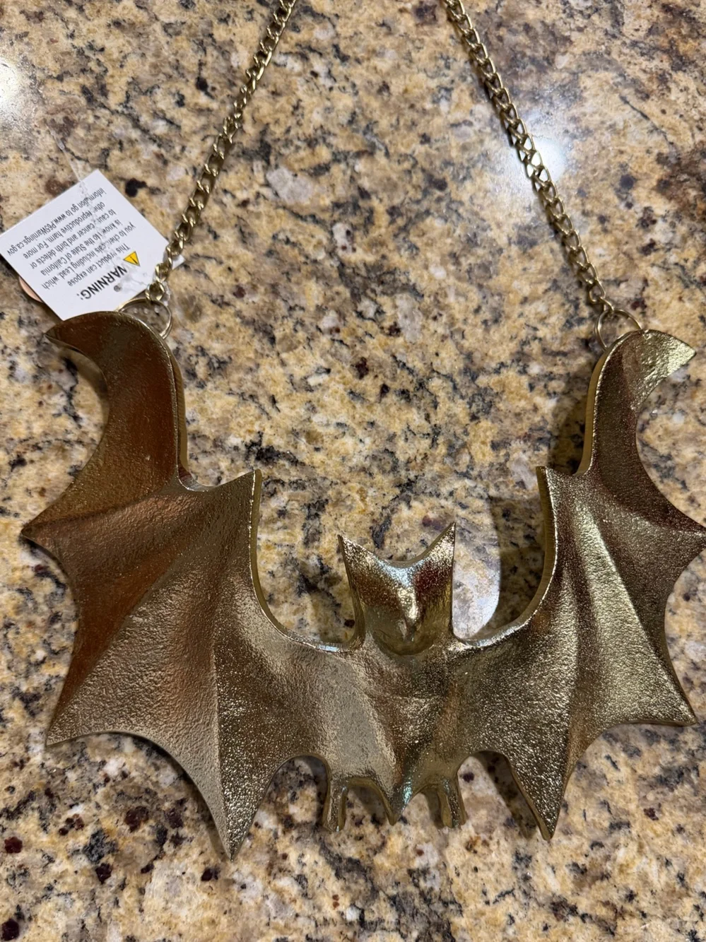 MADE IN INDIA NWT Cast aluminum gothic bat wall hanging -brass tone 8x10